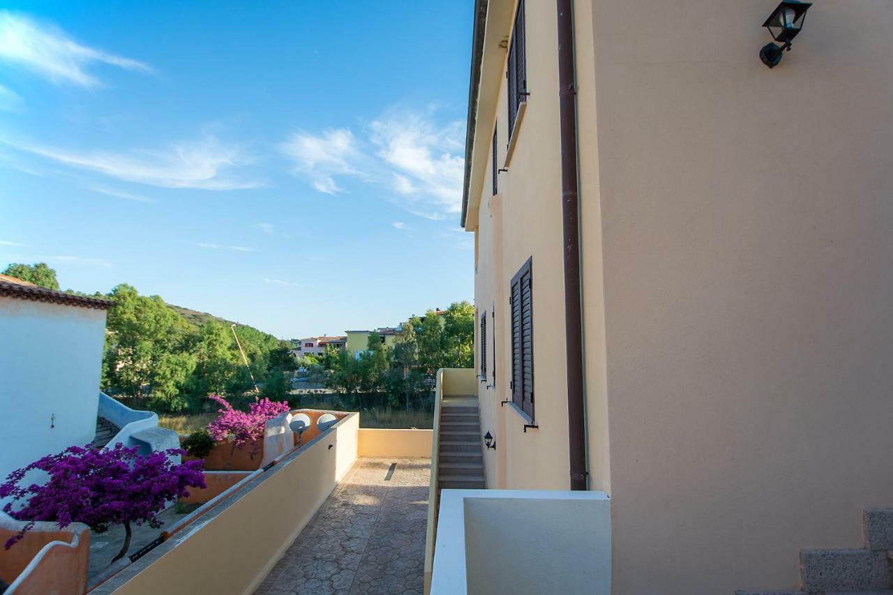 קאלה ליברוטו Appartamenti Sole Di Sardegna מראה חיצוני תמונה