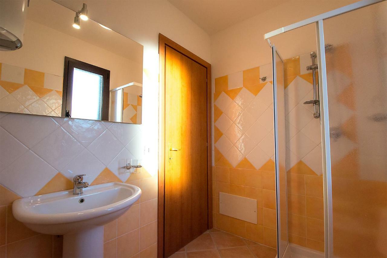 קאלה ליברוטו Appartamenti Sole Di Sardegna מראה חיצוני תמונה